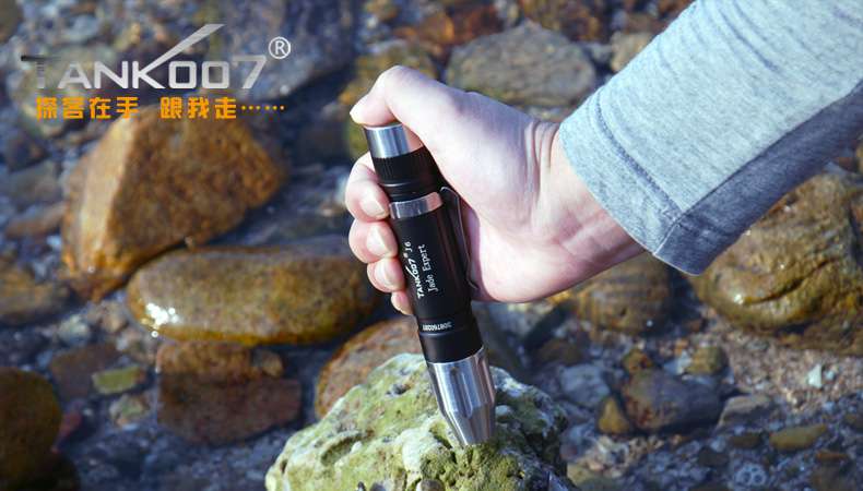 新手收藏家必用珠寶玉石鑒定工具——TANK007照玉手電筒！